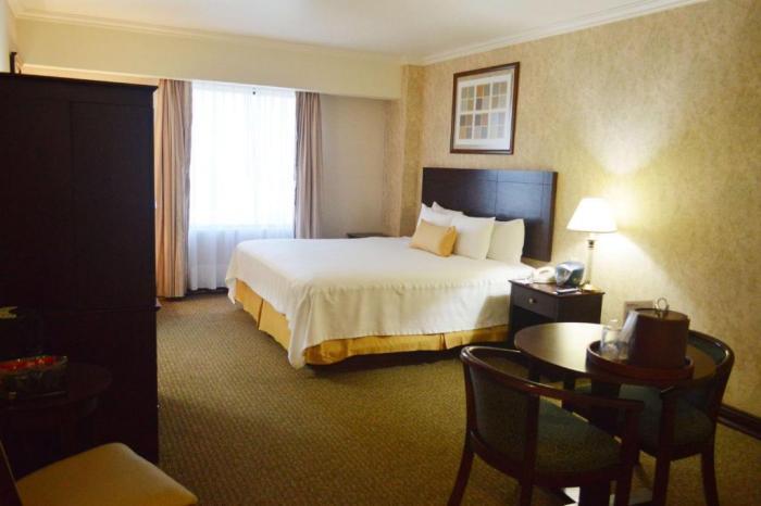 Best Western Plus Nuevo Laredo Inn & Suites Pokój zdjęcie